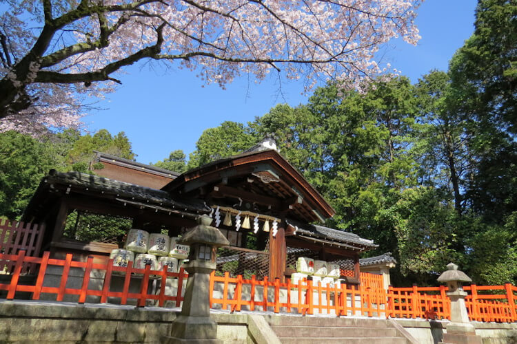 保存版 転職や就職にご利益のある全国のおすすめ神社12選 ジョブシフト