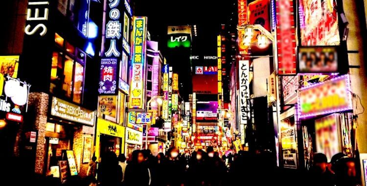サラリーマンのおすすめの副業_女性はキャバクラや水商売